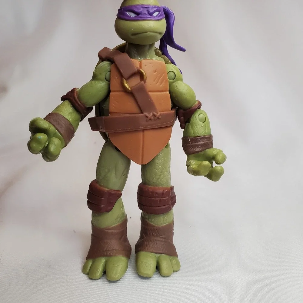 DONATELLO 2012 Viacom‎ Teenage Mutant Ninja Turtles TMNT Action Figure 4.5